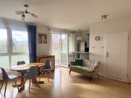 Przestronna kawalerka 36m² z dużym balkonem - Zdjęcie 3