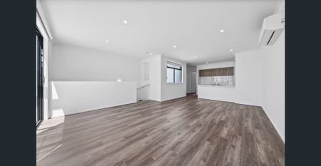 BRAND NEW LOW MAINTENANCE TOWNHOUSE - Photo 2