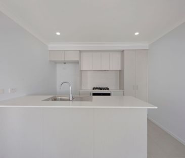 Brand New Duplex - Photo 5