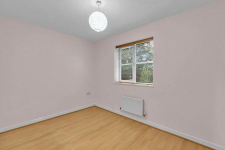 4 bedroom detached house to rent - Photo 5