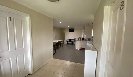 10 Langham Court - Photo 4