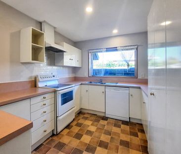 Three Bedroom Family Home in Ilam - Photo 2