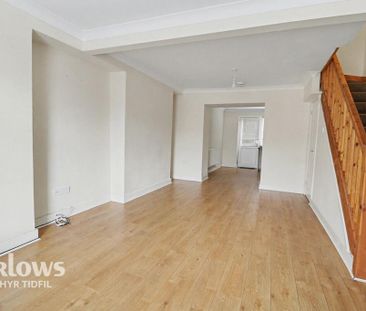 3 bedroom terraced house to rent - Photo 3