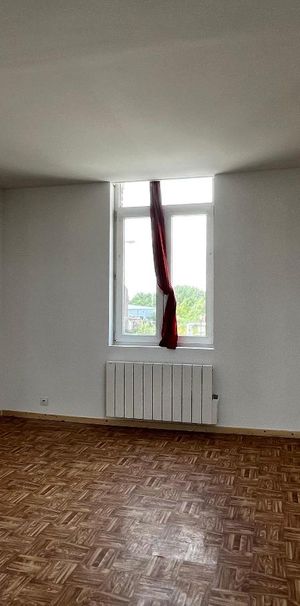 Location Appartement 3 pièces 63m² ARMENTIERES 59280 - Photo 1