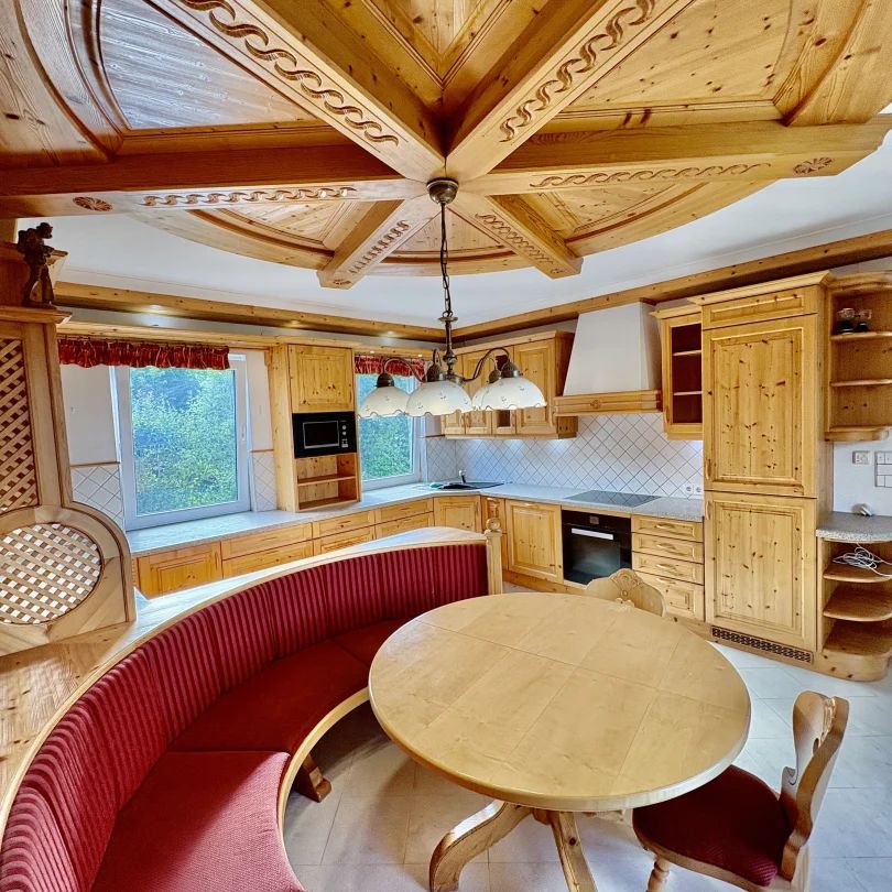 CHARMANTE DOPPELHAUSHÄLFTE MIT GARTEN IN BESTER WOHNLAGE VON MARIA ENZERSDORF ZU MIETEN! - Photo 1