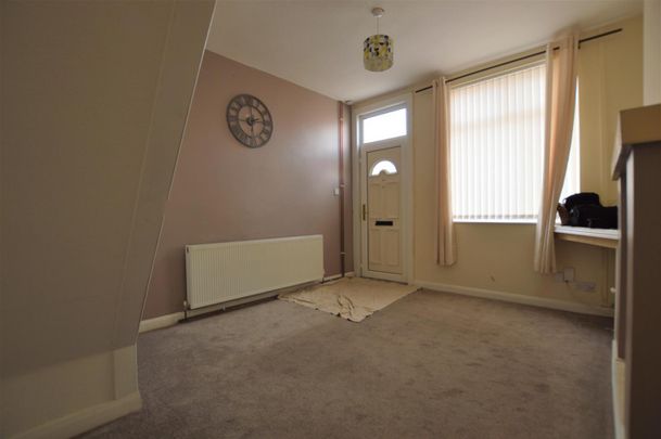 2 bedroom House To Let - Photo 1