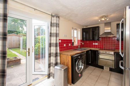 3 bedroom terraced house to rent - Photo 5