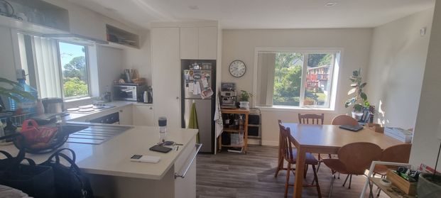3 bedroom in Totara Vale - Photo 1