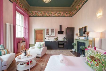 Studio Apartment – Medium Let - Photo 3