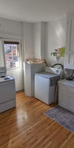 METRO LASALLE, GRAND 3 1/2 - Photo 4