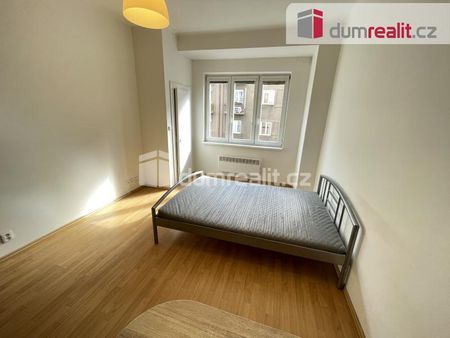 Pronájem bytu 1+kk 25 m2 - Фото 4