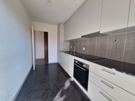 SION-CENTRE / APPARTEMENT RENOVE DE 2.5PCES - Foto 3