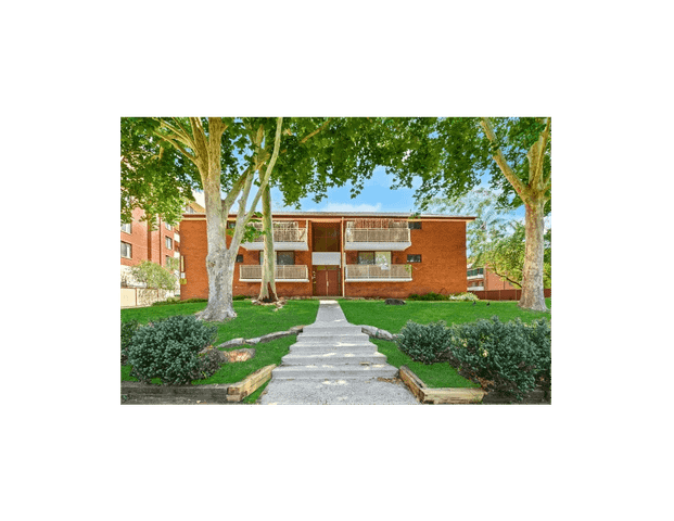 Renovated two bedroom apartment in the heart of Parramatta - Photo 1