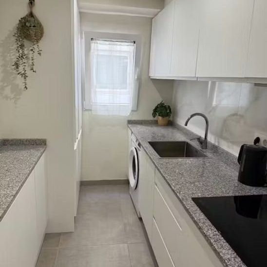 Carrer del Doctor Lluch, Valencia, Valencian Community 46011 - Photo 1