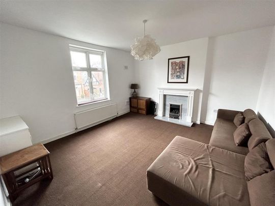 3 bedroom flat to rent - Photo 1