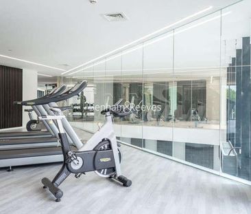 Kew Bridge West, Brentford, TW8 - Photo 2