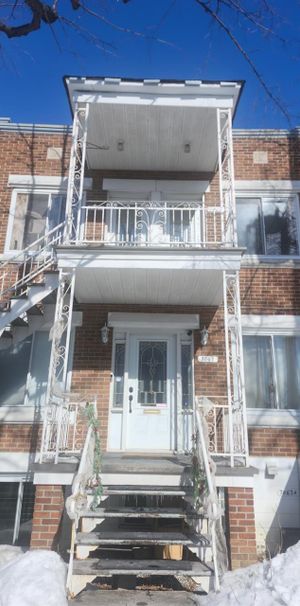 Appartement Montréal (Villeray/Saint-Michel/Parc-Extension) À Louer - Photo 1