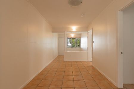 2/24 Hale Street, Townsville City QLD 4810 - Apartment For Rent | Domain - Photo 3