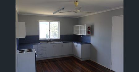 Large Home - Photo 3