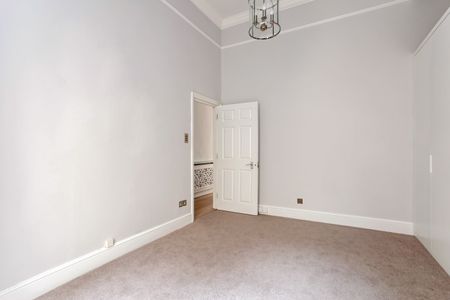 De Vere Gardens, Kensington, London, W8 flat to rent - Photo 5