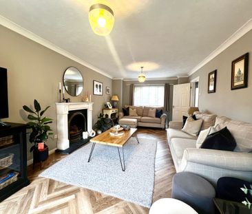 17 Hazel Rise, Ipswich, IP6 - Photo 1