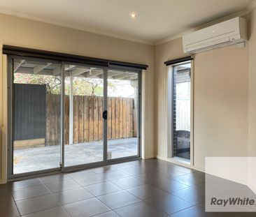 Comfort And Style In A Prime Location! - Photo 2