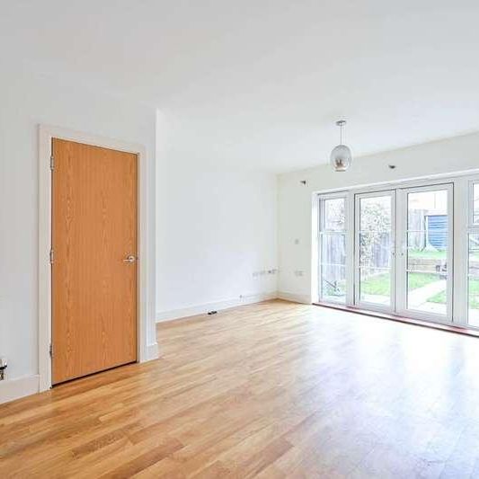 Epsom Road, Guildford, Gu, Guildford, GU1 - Photo 1