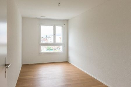 Living at the heart of Biel...1st month FREE! - Foto 2