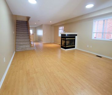 For Lease - 116 Oceanpearl Crescent, Whitby, Ontario - Photo 2