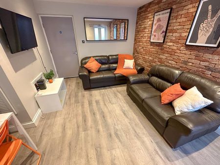 6 bedroom house to rent - Photo 2