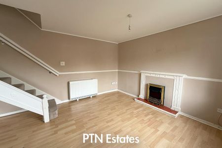 1 bedroom semi-detached house to rent - Photo 2