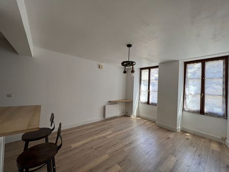 Location Appartement 1 pièce 26m² - Photo 2