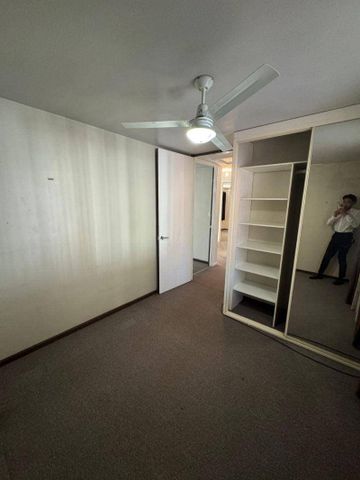 3 Bedroom, 1 Bathroom, 1 Extra Toilet - Photo 2