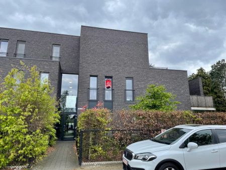 Zeer goed gelegen, recent appartement met 2 slaapkamers te huur in Geel! - Foto 3