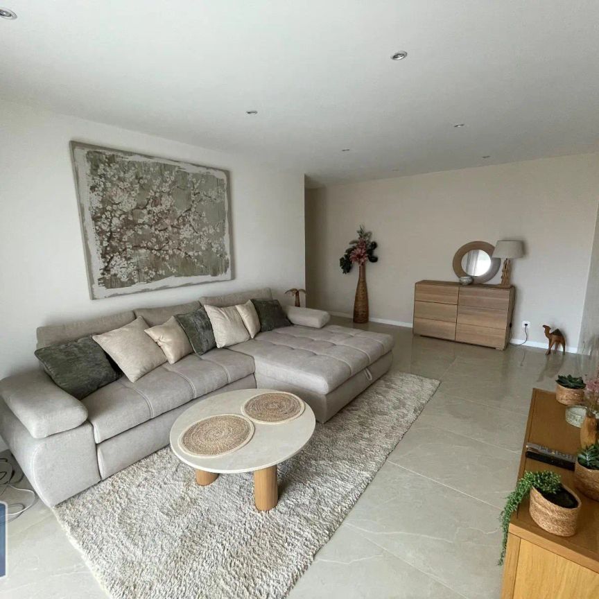 Appartement à louer 3 pièces 67.8m² - Photo 1