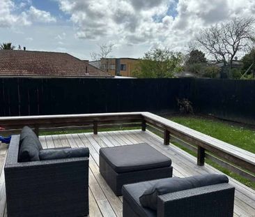 2 Bedroom home in Glen Eden - Photo 4