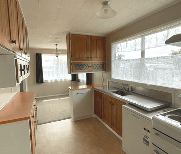 3 bedrooms + 1 bathroom - Photo 5