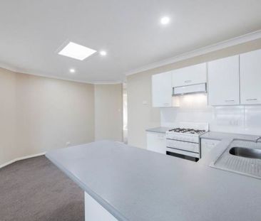 2/64 Macquarie Street, Mayfield NSW 2304 - Photo 5