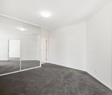 Modern City Living in the Heart of Melbourne - Photo 5