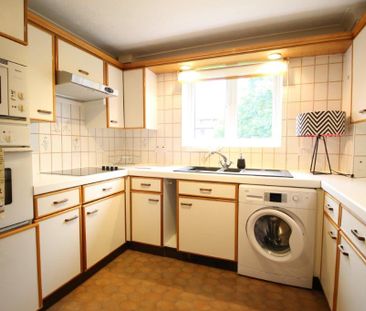 1 bedroom flat to rent - Photo 5