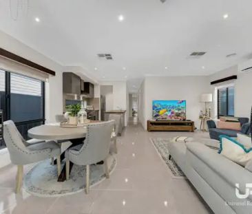 “Comfortable Living &amp; Desirable Location!” - Photo 5