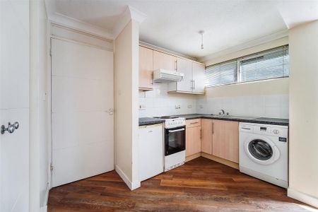 Studio to rent - Photo 5