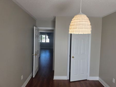 For Lease - 320 Ravineview Drive Unit# 3, Vaughan, Ontario - Photo 5
