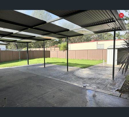 124 Hume Crescent, Werrington County, NSW 2747 - Photo 4