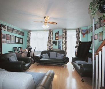 3 bedroom terraced house to rent - Photo 1