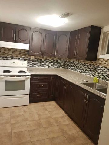 For Lease - 1616 Mcbrady Crescent Unit# Bsmt, Pickering, Ontario - Photo 4