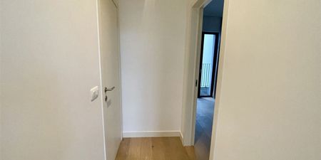 Appartement te huur in Antwerpen voor € 895 met 1 slaapkamer - Foto 3