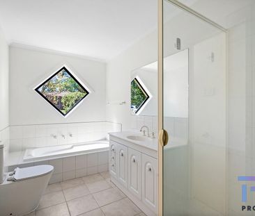 MOVE IN READY! - Photo 3