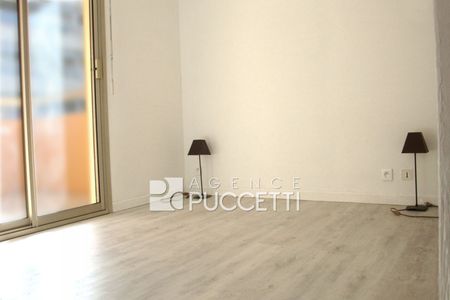 Location Appartement 2 pièces 47m² VENCE 06140 - Photo 2