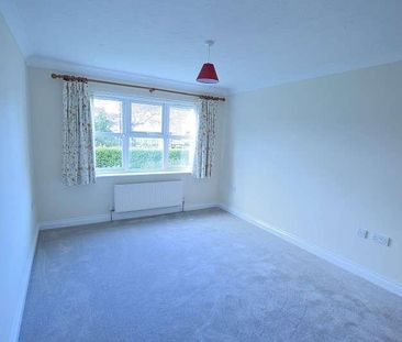 Spencer Road, New Milton, Hampshire, BH25 - Photo 5